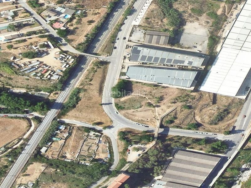 Foto 63f468f6-e19b-40c5-90d6-37bd01d04566. Area edificabile industriale in Zona Nord Rubí