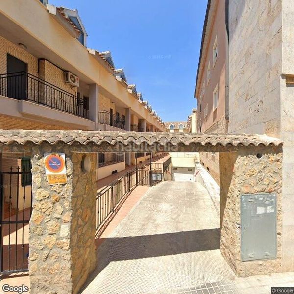 Foto b9e21065-2ce2-4f6d-99d7-380e627bd656. Casa a Aldaia