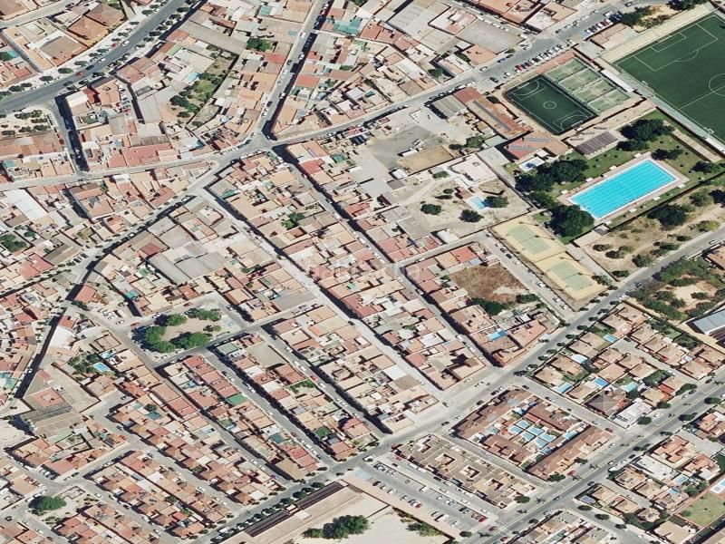 Foto 4f01bf3c-c065-4c52-96dd-85f5e4f54c31. Piso  en Centro Bormujos