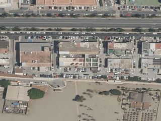 Local Comercial a Calle Juan de la Cierva-Pg Sur