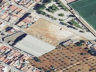 Wohngrundstück  Calle sierra picos de europa. Terreno en calle sierra picos de europa en dos hermanas, sevilla