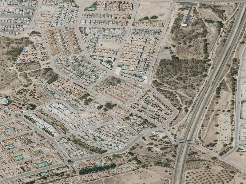 Foto 3b608b92-16ea-473d-8bf0-a18f7112afbb. Pis a Los Almendros Orihuela