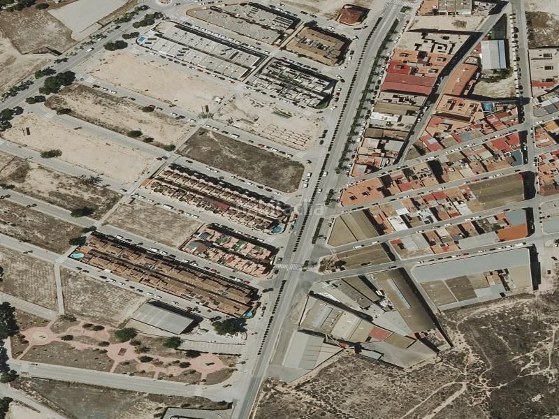 Foto 50c4a2d3-26b9-4ca8-acf8-d611c21cebe1. Pis a Las Fuentes-Los Cipreses Aspe