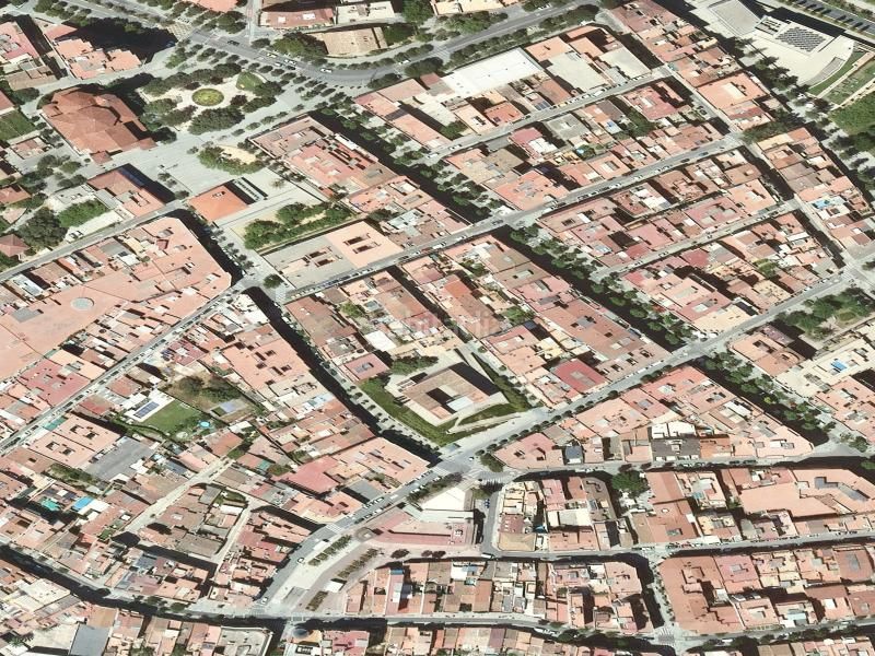 Foto 51413479-d8a2-42ca-befa-30a10a13ade8. Casa a Centre Cornellà de Llobregat