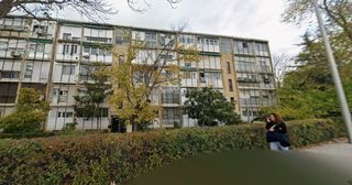 Etagenwohnung  N/a