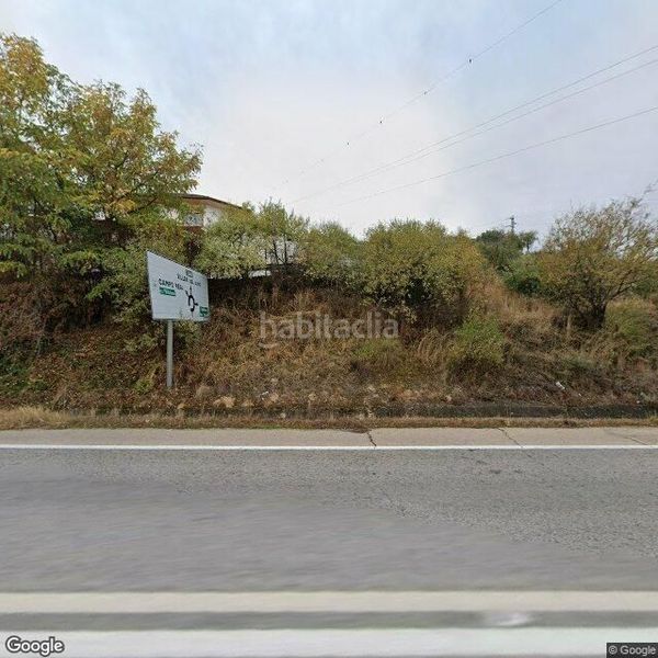 Foto b2d36aeb-facb-47ab-83bf-75782137e6f1. Pis a Campo Real