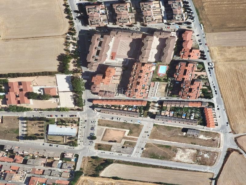 Foto 217f30f4-ba44-46d6-b94e-78a4d3ebb292. Pis a Estadi-Santa Anna Vic