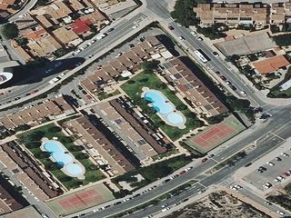 Pis a Avenida Costa Blanca