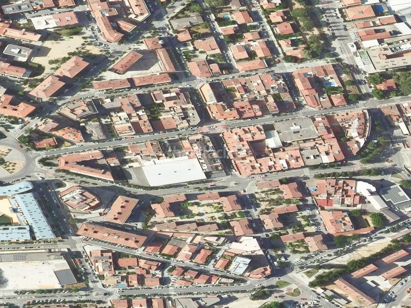 Foto f8685b0c-f539-4f04-9c13-9f3f69fa1c9c. Pis a Martorell