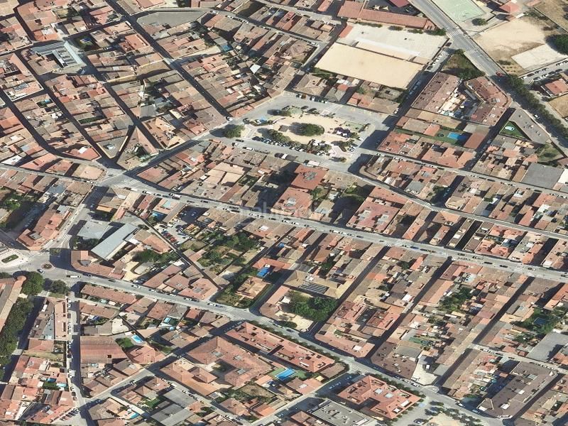 Foto f0be1410-ccd9-4786-b394-c3e623e64415. Pis a Santa Coloma de Farners