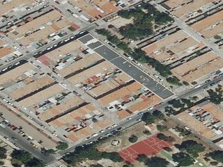 Casa en Calle Vilches 17(O)