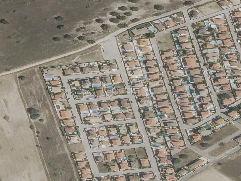 Foto aa55bbbe-00ec-4129-9046-fead4acef3d4. Casa a Méntrida