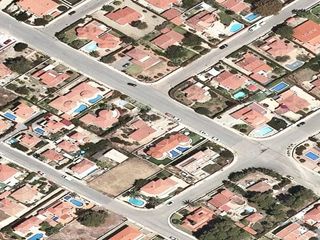 Casa a Avenida Aralies de les
