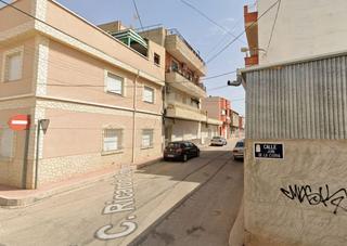 Casa adossada a Cabezo de Torres