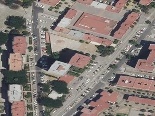 Local Comercial a Avenida Sanchez Pizjuan