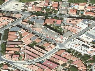 Piso  Calle alella. Piso en calle alella en santa coloma de gramenet, barcelona