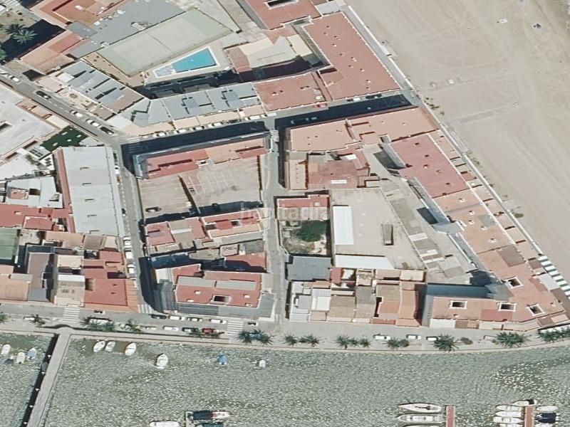Foto 42cd4634-e8a4-40b5-95b0-b4ba2c6fdf8b. Casa a El Perellonet Valencia