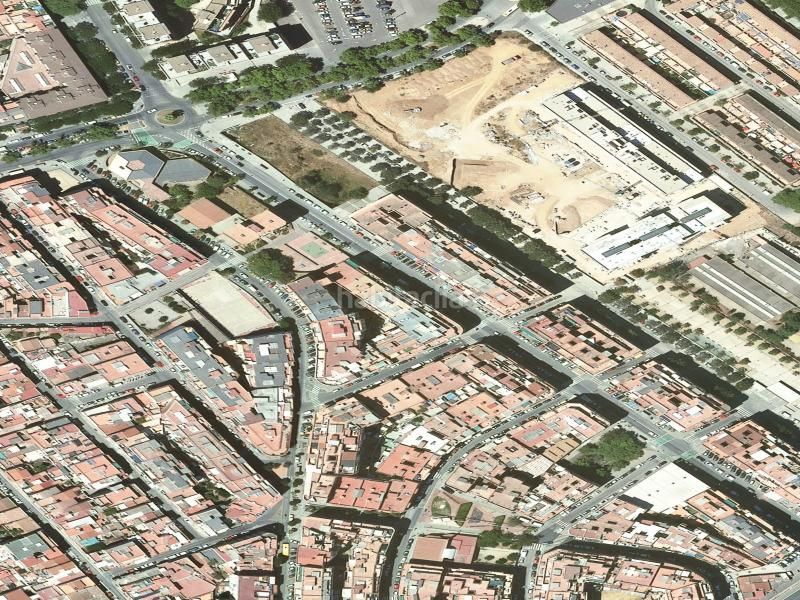 Foto 15bfcc68-369f-4b21-81c5-65b740023edf. Pis a Sant Crist Badalona