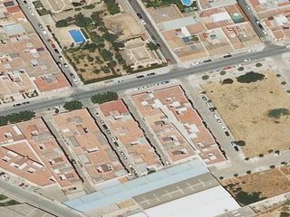 Flat  Avenida de la estacion. Piso en avenida de la estacion en puente genil, córdoba