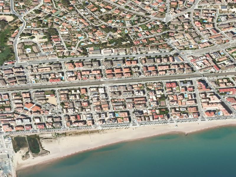 Foto a83dfd85-8466-4054-9979-16e531598c59. Pis a Segur Platja Segur de Calafell