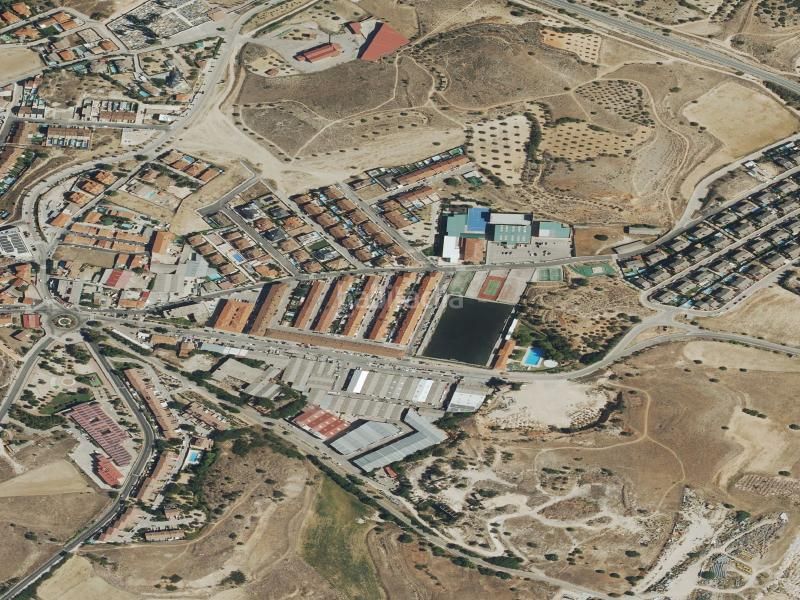 Foto df6c5d11-8a10-472c-8f19-370b622583e4. Pis a Campo Real