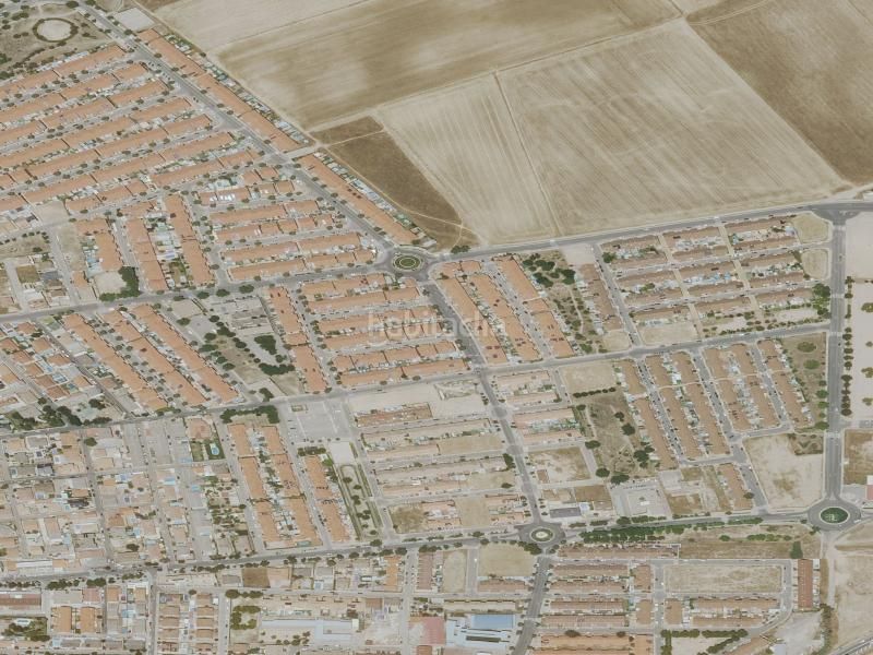Foto b6f04b05-2225-4746-9f8c-34c11b7d6ec7. Pis a Los Robles Seseña
