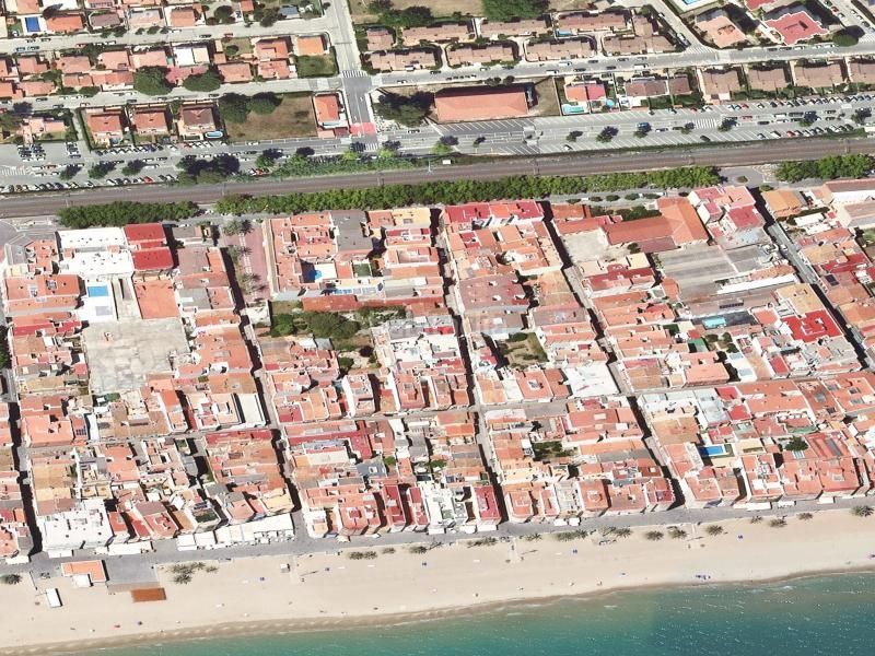 Foto f89d6423-9389-476c-b66c-529551c41034. Pis a Calafell platja Calafell