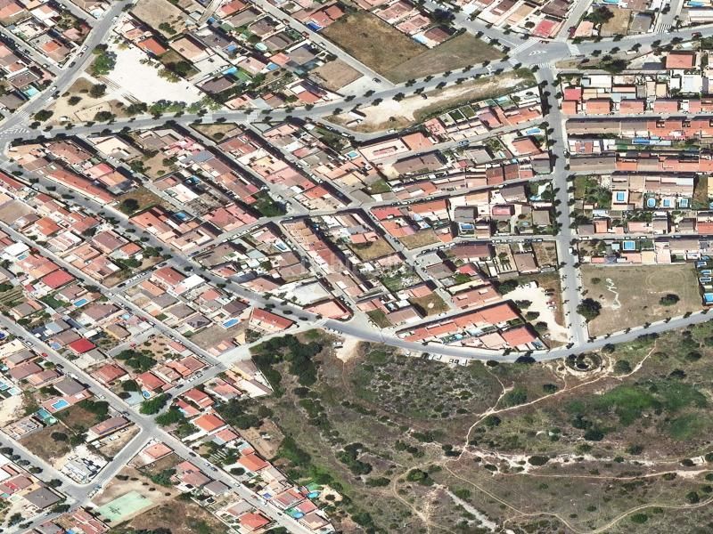 Foto 99ae8636-fe46-4a45-9587-bcc91fe79db6. Casa  en calle del serrallers en vilanova i la geltru, barcelona en Vilanova i la Geltrú