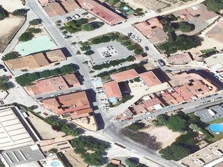 Pis a Avenida Pare J Catala