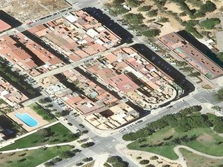Pis  Calle teodor llorente. Piso en calle teodor llorente en cornella de llobregat, barcelon