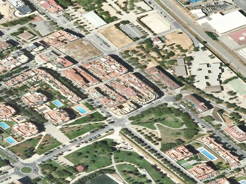 Foto ebc6afe8-e43e-4cde-a56c-e136f703600c. Pis a Fontsanta-Fatjó Cornellà de Llobregat