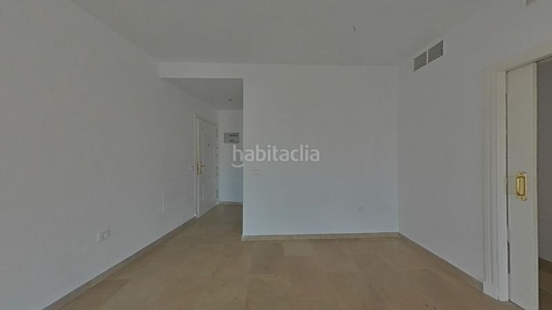 Foto cdbc0625-81db-4027-8d8b-a683c6d175ea. Pis a La Duquesa Manilva