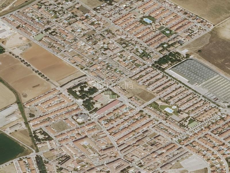 Foto e9547f45-9456-435b-80c7-ac831b06f86a. Casa a Alovera