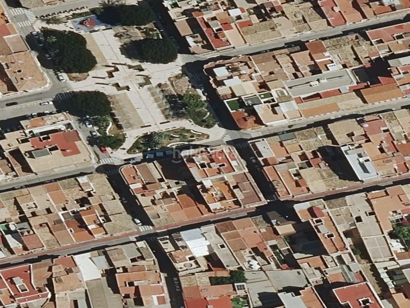Foto ce21c8c5-c67d-4fc4-9a9a-b72d4f839f6a. Edifici a Novelda