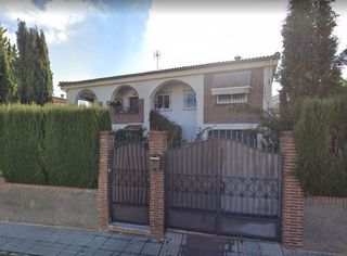 Appartamento  Calle encina. Piso en calle encina, gójar
