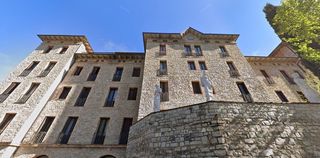 Pis  Paseo mn.miquel piera. Hotel en paseo mn.miquel piera, vallfogona de riucorb