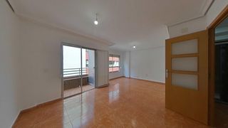 Etagenwohnung  Calle murcia. Piso en calle murcia, alicantealacant