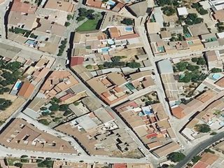 Building  Calle pedro cadenas. Conjunto de 3 viviendas en el mismo edificio en guadalcázar, cór