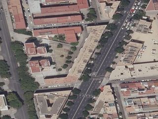Pis  Avenida cardenal bueno monreal. Piso en avenida cardenal bueno monreal en sevilla, sevilla