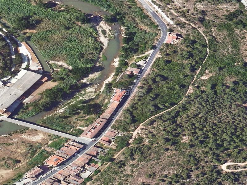 Foto 10c32d71-b3a4-4443-b61e-c6f3ce437055. Edifici a Castellbell i el Vilar