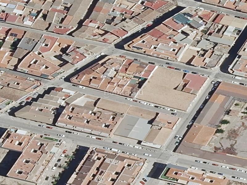 Foto c28e82bc-3900-4f15-9479-969df7b16f02. Casa a Carcaixent