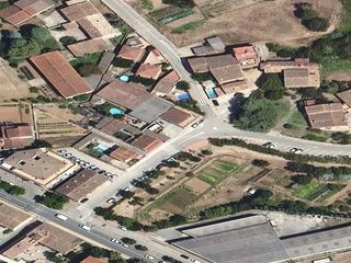 Etagenwohnung  Calle de l'esglesia. Piso en calle de lesglesia en porqueres, girona