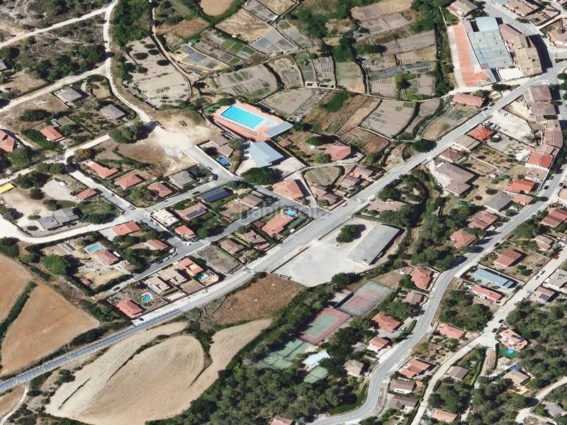 Foto 0d572d3d-579d-4359-9633-284731e671b4. Edifici a Llacuna (La)