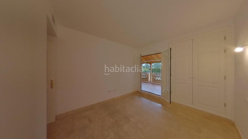 Foto 3f85bb20-4f54-49bf-9029-37a1e333f68a. Pis a Elviria Marbella