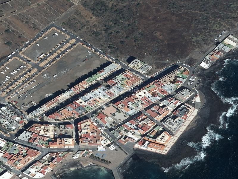 Foto 99ec2a5f-5735-41f3-bce5-0943f5d516e2. Pis a puertito de Güímar Güímar