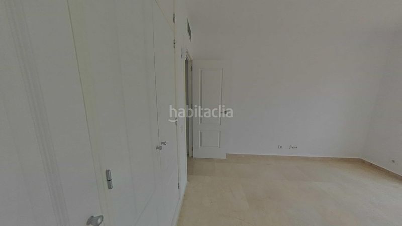 Foto b6dcd076-d7aa-426a-9abc-d9e4da947fd1. Pis a La Duquesa Manilva
