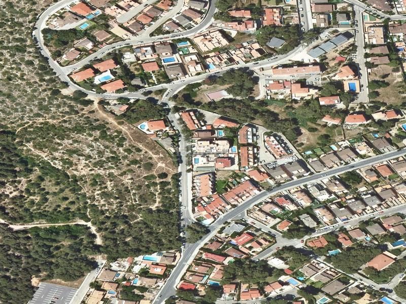 Foto a54ef478-277d-4dae-bd3a-270060af3f92. Pis a Segur de Calafell nucli urbà Segur de Calafell