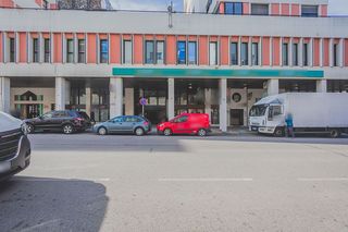 Masia  Avenida juan carlos i. Local comercial en avenida juan carlos i, badajoz