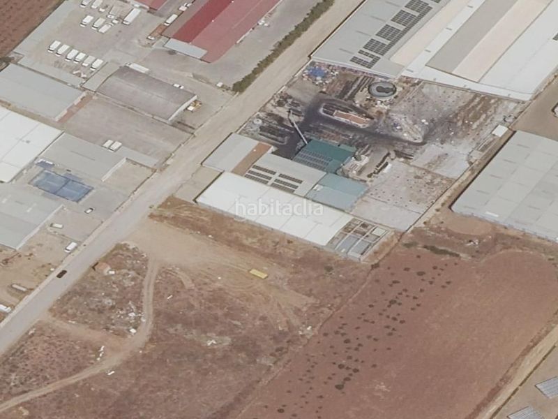 Foto aeabd6f9-8ded-4b91-9ff4-7d0de459d4a0. Local comercial a Almendralejo