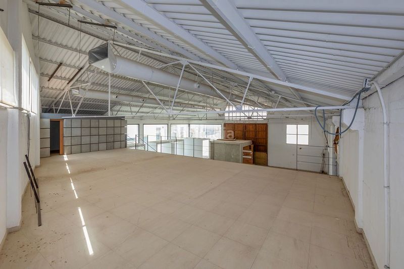 Foto 3cc616c8-dff1-4913-97c7-b09bfe9c7701. Local comercial a Segorbe